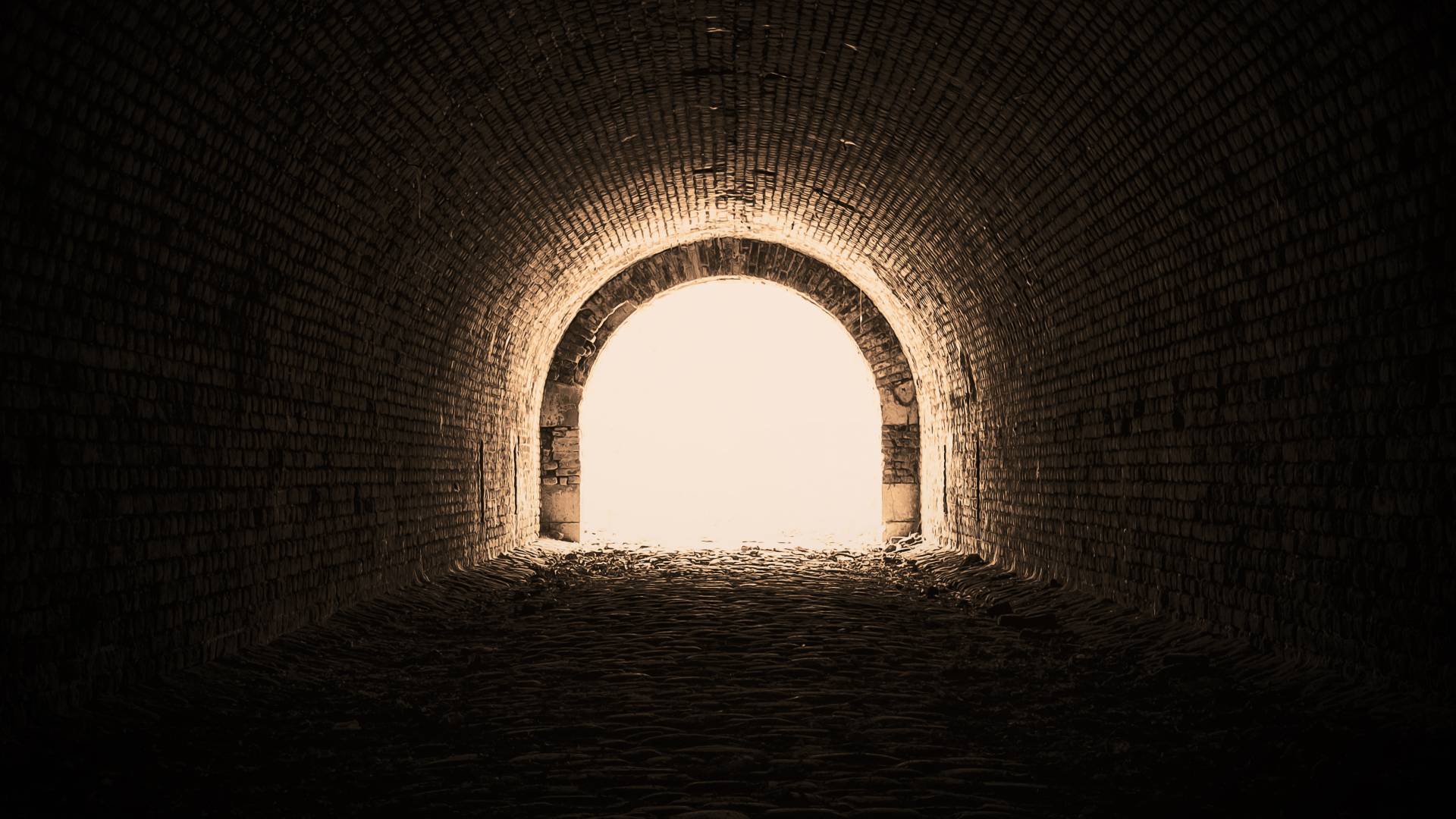 Licht am Ende des Tunnels Licht am Ende des Tunnels